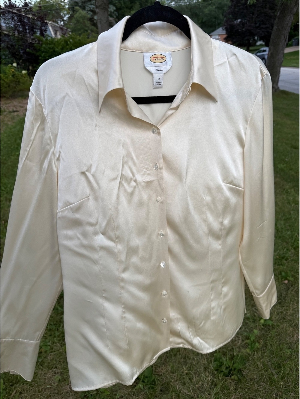Vintage women’s Talbots Silk Beige Blouse 90s minimalist quiet academia clean 12